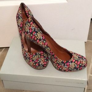 Floral print Heels